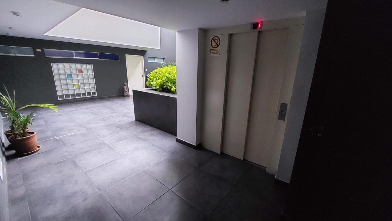 Confortable And Functional Apartment In Miraflores ! Lima Bagian luar foto